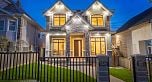3582 Franklin Street