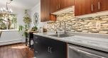 204 725 Commercial Drive