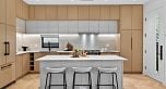 1 58 E 40th Avenue