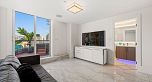 19A 199 Drake Street