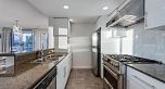 606 455 Beach Crescent