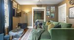 2258 Oxford Street