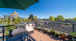 3033 Laurel Street