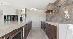 19A 199 Drake Street