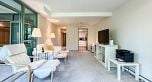401 1159 Main Street