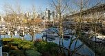 302 1502 Island Park Walk