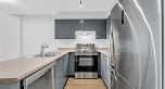 319 418 E Broadway