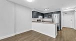 319 418 E Broadway