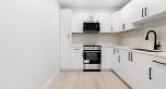 3274 E 44th Avenue
