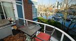 302 1502 Island Park Walk