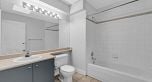 319 418 E Broadway