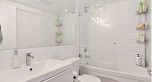 409 933 Hornby Street
