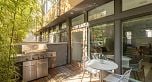 396 E 15th Avenue