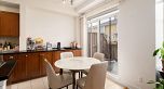 968 Westbury Walk