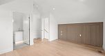 2 625 E 24th Avenue