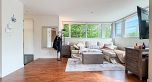 390 E 11th Avenue