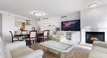 305 8 Smithe Mews