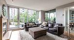 305 8 Smithe Mews