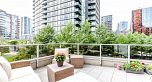 305 8 Smithe Mews