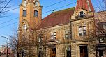 310 2520 Guelph Street