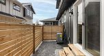 1 550 Kaslo Street
