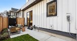 2 546 E 46th Avenue