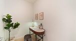 404 4883 Maclure Mews