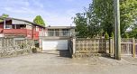 2514 E 49th Avenue