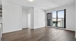 301 4427 Cambie Street