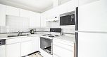 203 865 W 15th Avenue