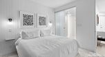 PH 1701 189 Davie Street