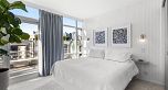 PH 1701 189 Davie Street