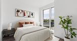 902 933 E Hastings Street