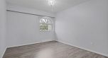 303 458 E 44th Avenue