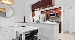 502 1033 Marinaside Crescent