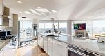 2706 1033 Marinaside Crescent