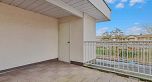 303 458 E 44th Avenue