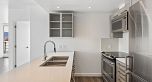 902 933 E Hastings Street