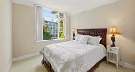 305 4759 Valley Drive