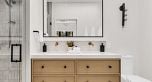 2 4088 Maple Crescent