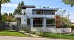 1909 Discovery Street