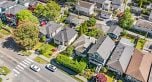 880 E 33rd Avenue