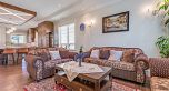 2507 W King Edward Avenue