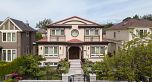 2507 W King Edward Avenue