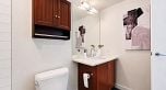 604 738 Broughton Street