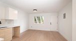 827 E 32nd Avenue