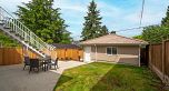 827 E 32nd Avenue