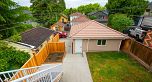 827 E 32nd Avenue