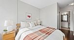 607 480 Robson Street