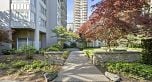 1401 1850 Comox Street